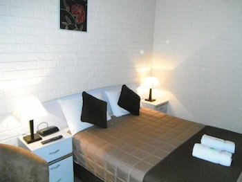 Bondi Motel - Accommodation Mermaid Beach 6