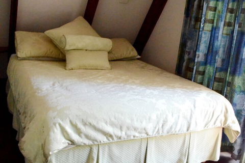 Caves Road Chalets - Accommodation Mermaid Beach 4