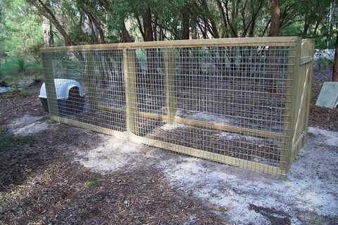 Caves Road Chalets - Accommodation Mermaid Beach 1