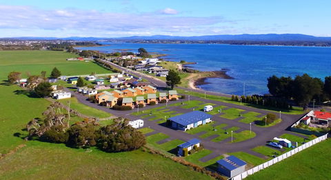 Low Head Tourist Park - Caravan Park - Accommodation Mermaid Beach 3