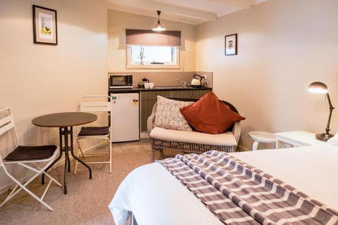 Aggies Bed & Breakfast - Accommodation Mermaid Beach 6