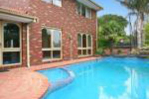 Frankston B & B - Accommodation Mermaid Beach 0