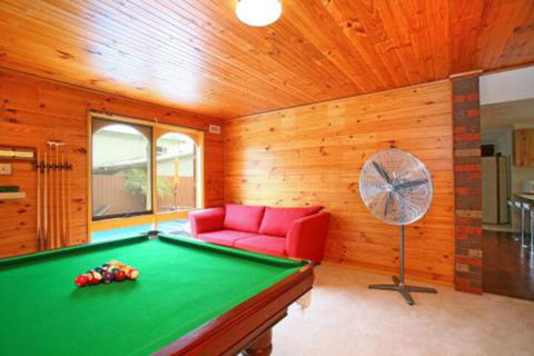 Frankston B & B - Accommodation Mermaid Beach 7