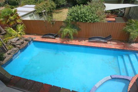 Frankston B & B - Accommodation Mermaid Beach 2