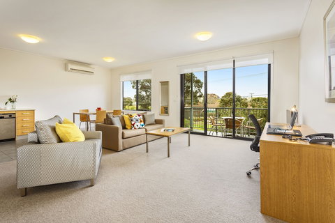 Quest Frankston - Accommodation Mermaid Beach 3