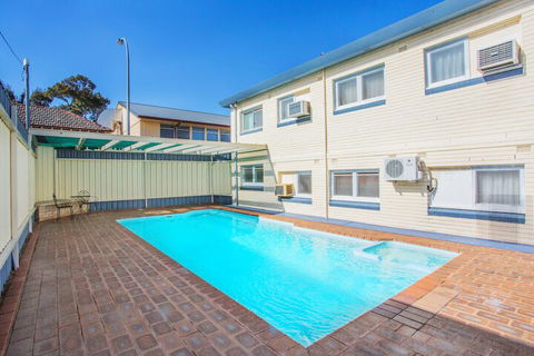 Cowra Motor Inn - Accommodation Mermaid Beach 1