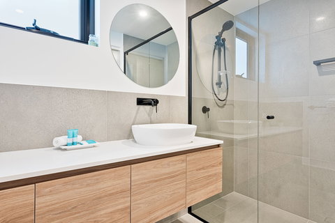 Allure Mooloolaba - Accommodation Mermaid Beach 2