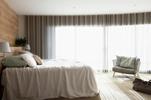 Hastings Park Penthouse 6 - Accommodation Mermaid Beach 1