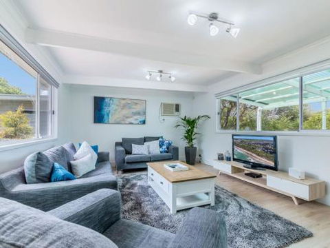 DRIFTAWAY ACROSS FROM SURF BEACH - Accommodation Mermaid Beach 1