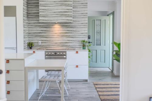 Kawana Waters QLD Accommodation Mermaid Beach