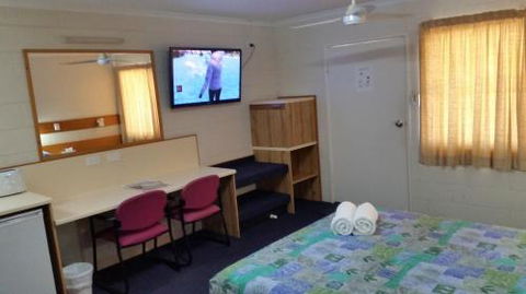Sandcastle Motel Tin Can Bay - Accommodation Mermaid Beach 3