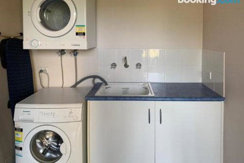 Endeavour 6 - Accommodation Mermaid Beach 0