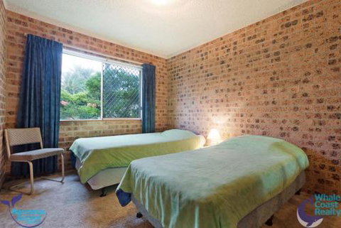 Sapphire Waters Unit 2 - Accommodation Mermaid Beach 2