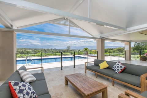 Cullengetty Estate - Accommodation Mermaid Beach 2