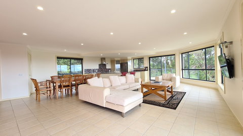 A Vista Townhouse 1 - Accommodation Mermaid Beach 6