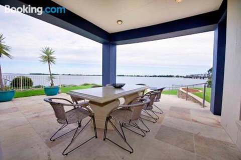 Brookwater Waterfront On Lake Mulwala - Accommodation Mermaid Beach 3