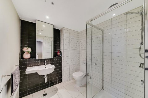 A Modern 2BR CBD Apt City Views FREE Parking - Accommodation Mermaid Beach 1