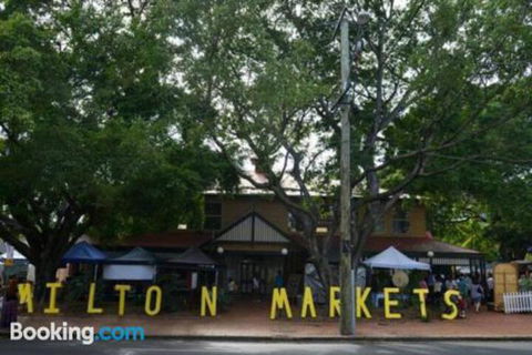 3br Stylish Apt CBD River & City Views SpaSaunaPoolWIFINetflix - Accommodation Mermaid Beach 2