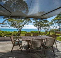 On The Beach at Vincentia 4pm Check Out Sundays - Accommodation Mermaid Beach