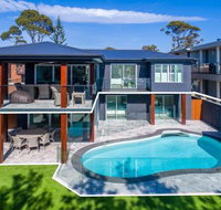 Vukeville beachfront luxury with pool 4pm Check Out Sundays - Accommodation Mermaid Beach