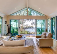 Aqua Pure at Hyams Beach 4pm Check Out Sundays - Accommodation Mermaid Beach