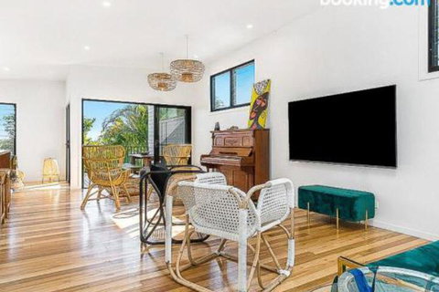 Fingal River View House - Accommodation Mermaid Beach 6