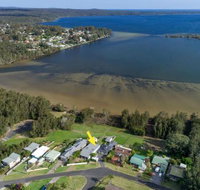 VINCES LANDING OLD EROWAL BAY 4pm Check Out Sundays - Accommodation Mermaid Beach