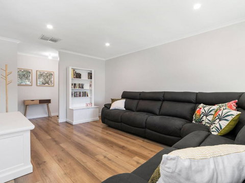 Rosebud Family Escape On Laurens - Accommodation Mermaid Beach 4