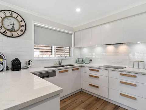 Rosebud Family Escape On Laurens - Accommodation Mermaid Beach 3