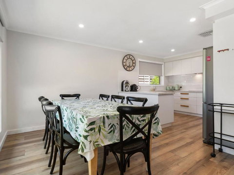 Rosebud Family Escape On Laurens - Accommodation Mermaid Beach 1