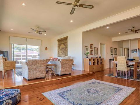 FRESHWATER Gerroa 4pm Check Out Sundays - Accommodation Mermaid Beach 4