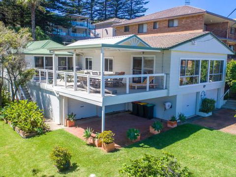 FRESHWATER Gerroa 4pm Check Out Sundays - Accommodation Mermaid Beach 1