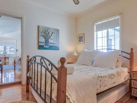 FRESHWATER Gerroa 4pm Check Out Sundays - Accommodation Mermaid Beach 2