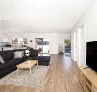 Callies Retreat I Pet Friendly I 3 Min Walk to Beach - Accommodation Mermaid Beach