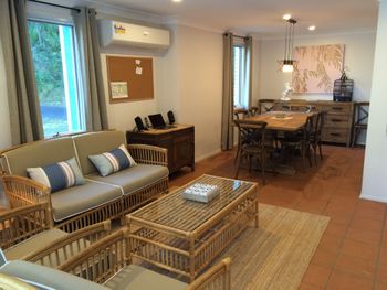 Quiet Rural Retreat With Spa - Accommodation Mermaid Beach 6