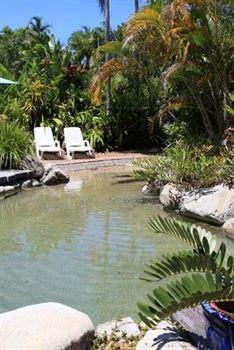 Port O Call Lodge - Accommodation Mermaid Beach 1