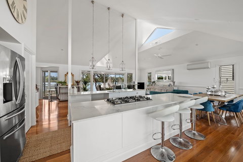 Summerville House - Accommodation Mermaid Beach 4