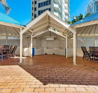 Absolute Beachfront with Views 2BR Apt - Accommodation Mermaid Beach