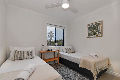 Oceanside Apartment - LAMER9 - Accommodation Mermaid Beach 2