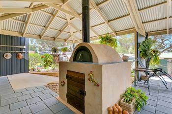 Juggle House - Accommodation Mermaid Beach 6