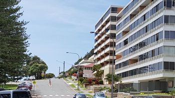 Point Break 2 Bedroom Apartment - Accommodation Mermaid Beach 4