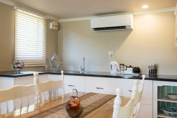 Belle La Vie B & B - Accommodation Mermaid Beach 4