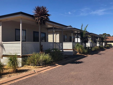 Whyalla Norrie The Sundowner Cabin & Tourist Park - Accommodation Mermaid Beach 2