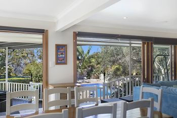 Burleigh Heights - Accommodation Mermaid Beach 2