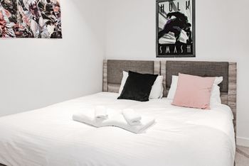 Zenith Melbourne Central - Accommodation Mermaid Beach 2