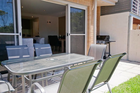 K Bay 6 Town House - Accommodation Mermaid Beach 0