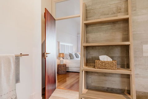Waterfront - Accommodation Mermaid Beach 5