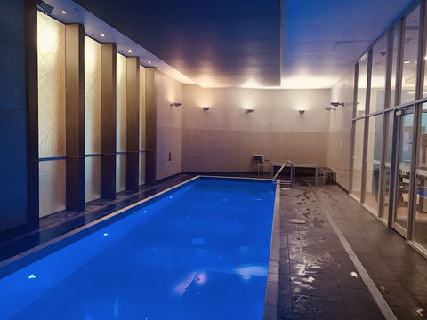 Luxury Apartment With View - Accommodation Mermaid Beach 2