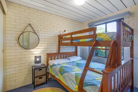 Apollo Unit 26 - Accommodation Mermaid Beach 2