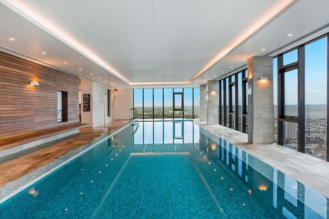 Southbank Platinum Tower Apartment - Accommodation Mermaid Beach 3